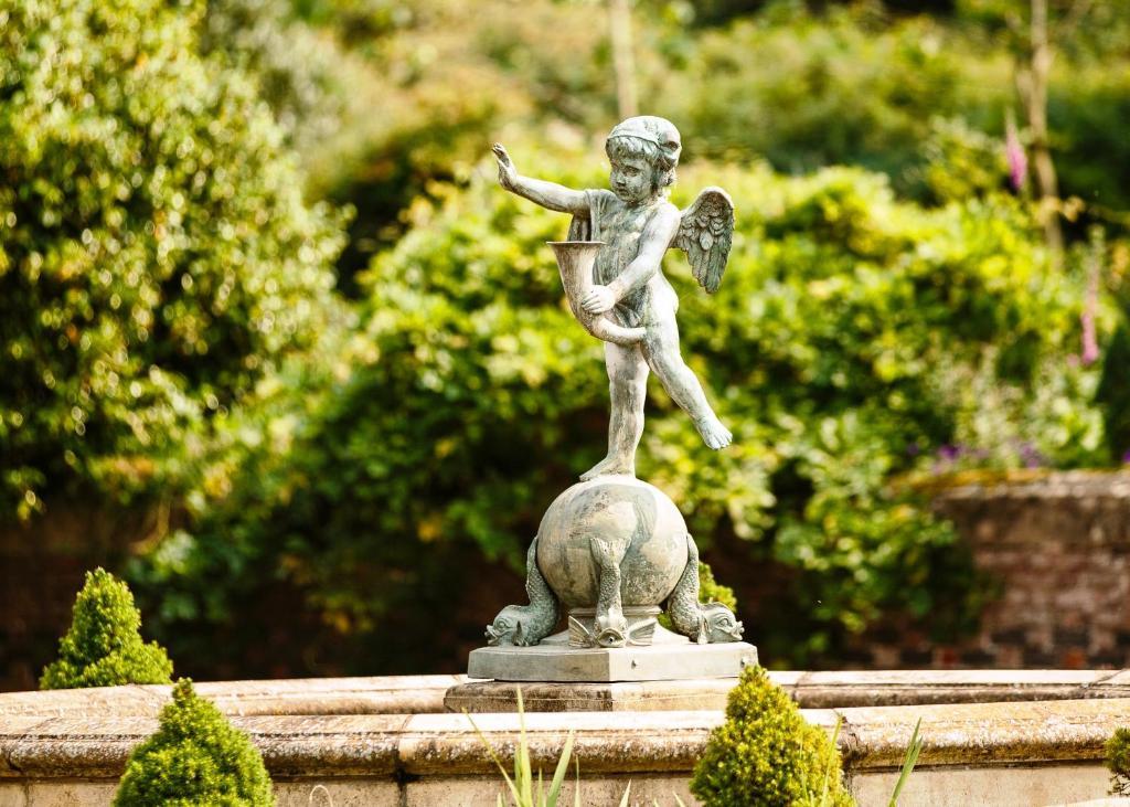 Willington Hall Hotel タルボリー エクステリア 写真