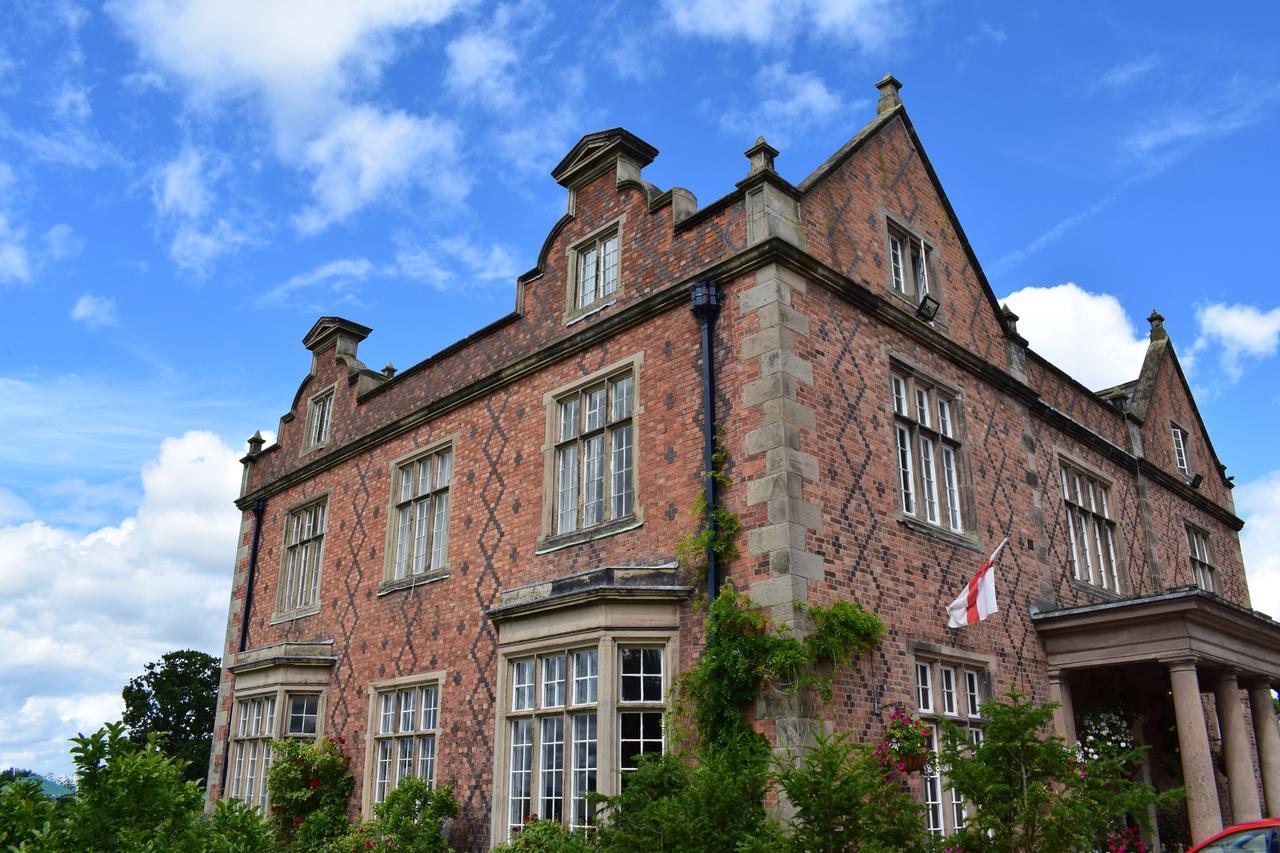 Willington Hall Hotel タルボリー エクステリア 写真