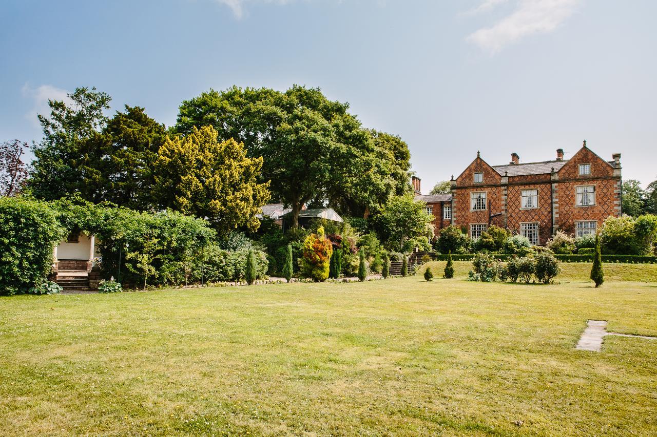 Willington Hall Hotel タルボリー エクステリア 写真